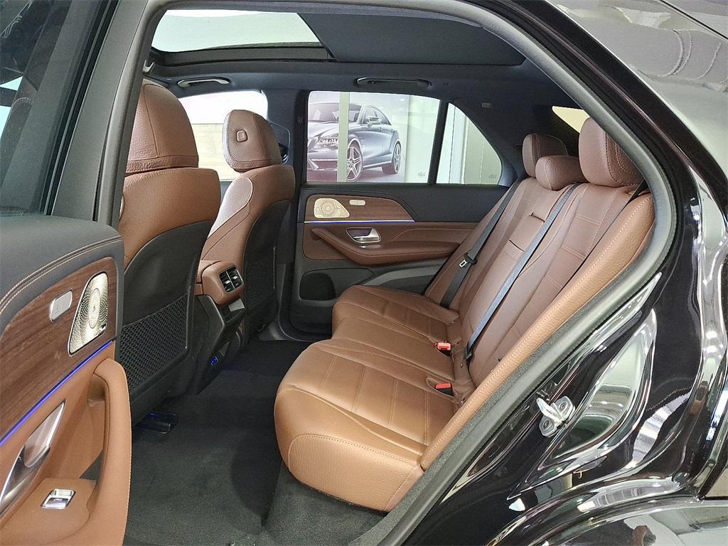 new 2025 Mercedes-Benz GLE 450 car, priced at $86,005