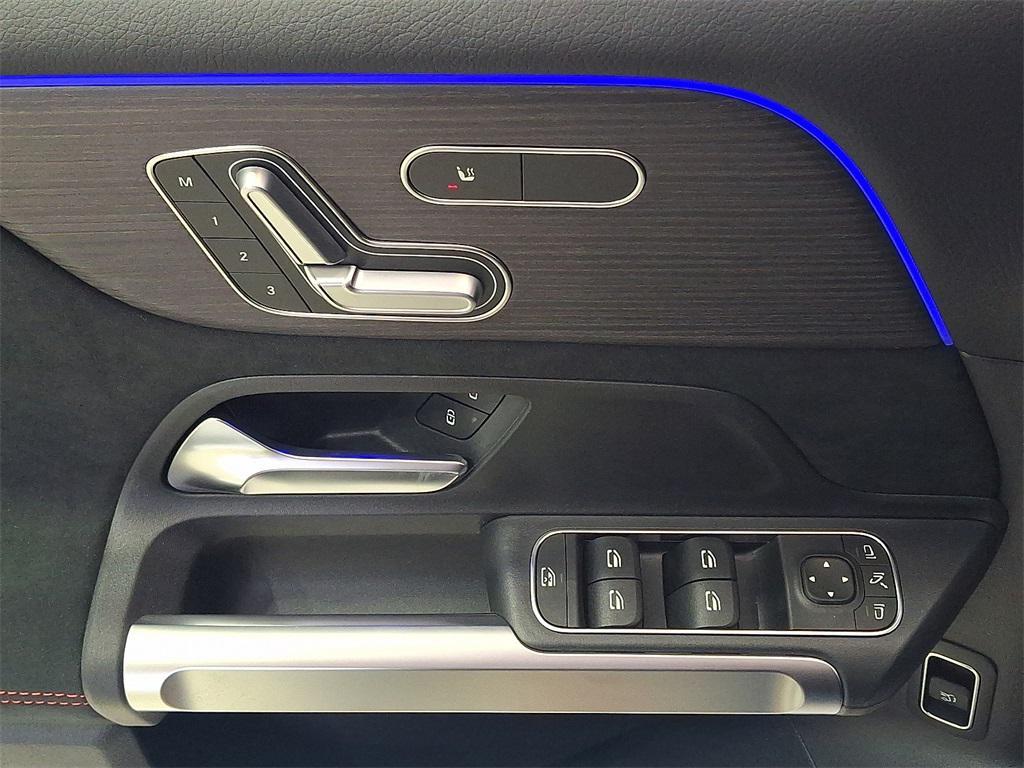 new 2026 Mercedes-Benz GLB 250 car, priced at $55,760