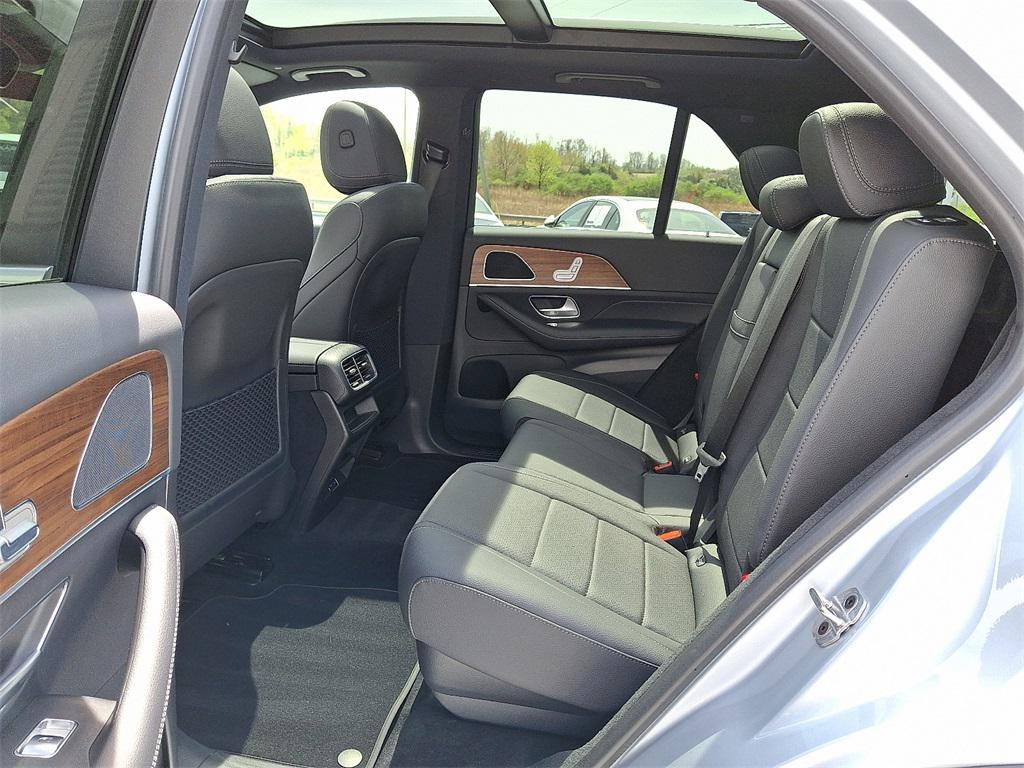 new 2025 Mercedes-Benz GLE 350 car, priced at $73,595