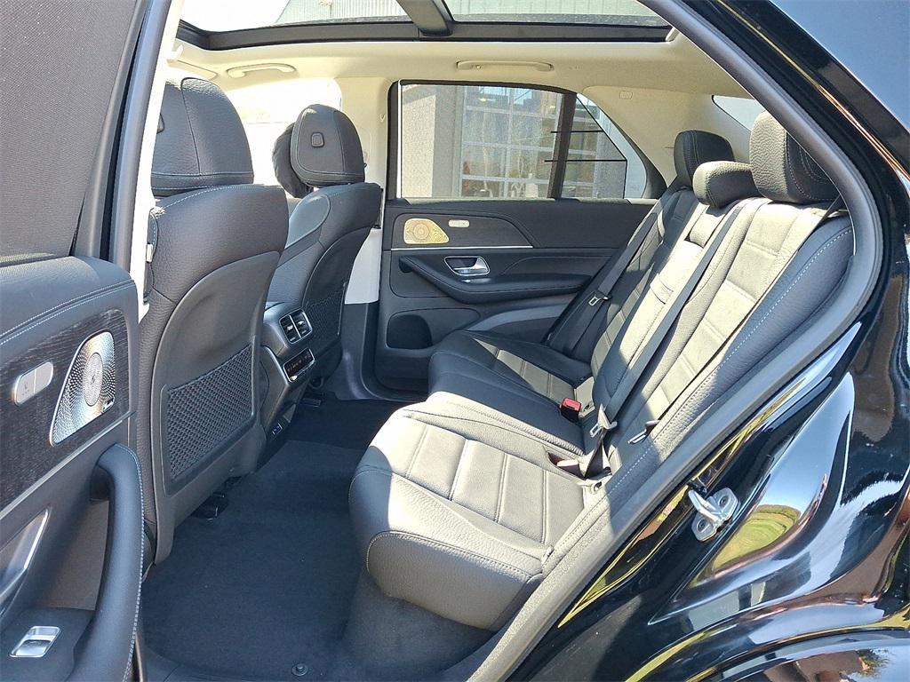 new 2026 Mercedes-Benz GLE 450 car, priced at $89,500