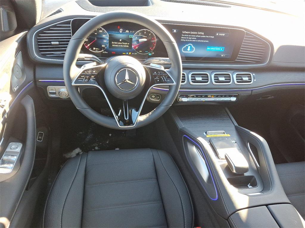 new 2025 Mercedes-Benz GLE 450 car, priced at $90,130