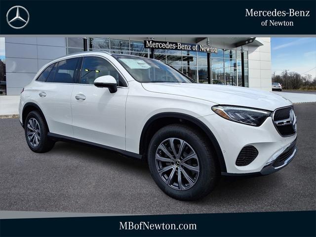 new 2025 Mercedes-Benz GLC 300 car, priced at $54,185