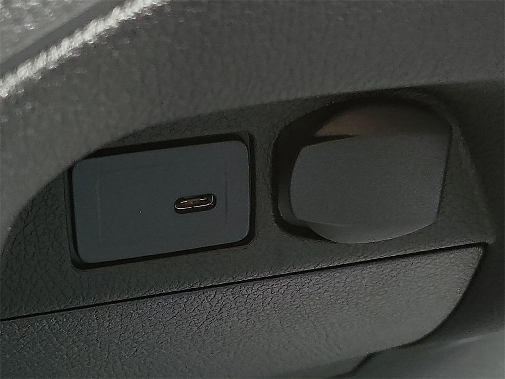 new 2025 Mercedes-Benz Sprinter 2500 car, priced at $69,617