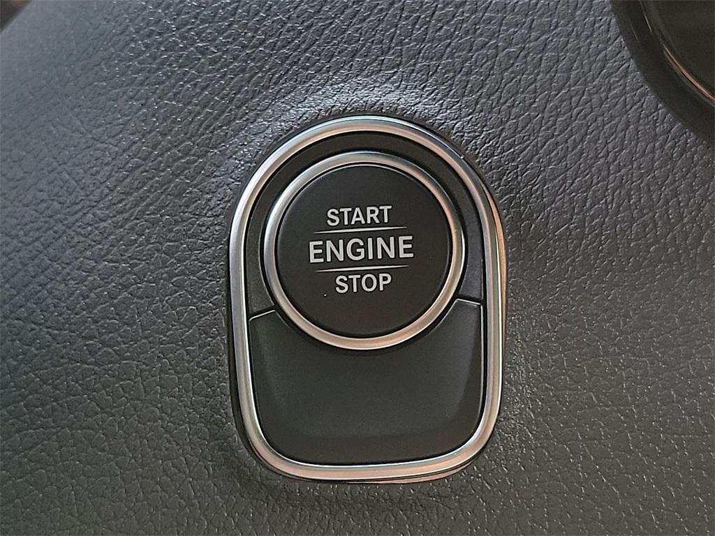 new 2025 Mercedes-Benz Sprinter 2500 car, priced at $69,617