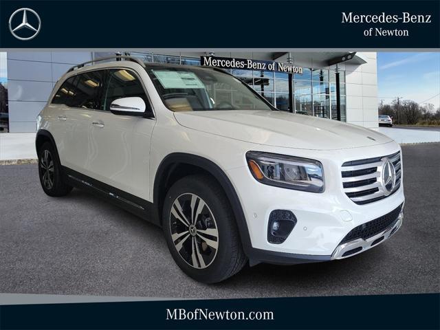 new 2025 Mercedes-Benz GLB 250 car, priced at $50,450