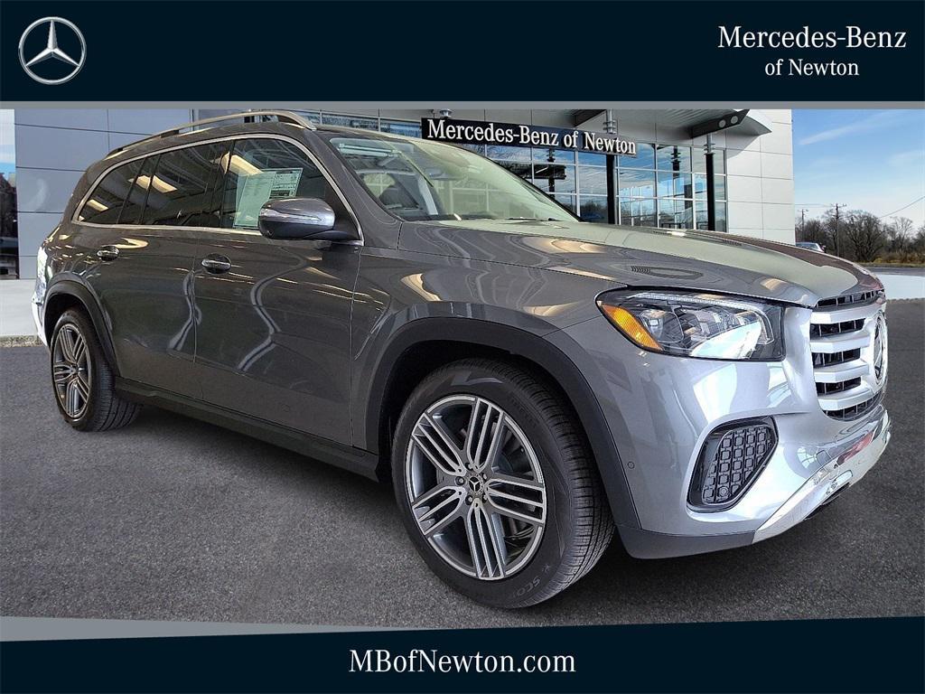 new 2025 Mercedes-Benz GLS 450 car, priced at $97,165