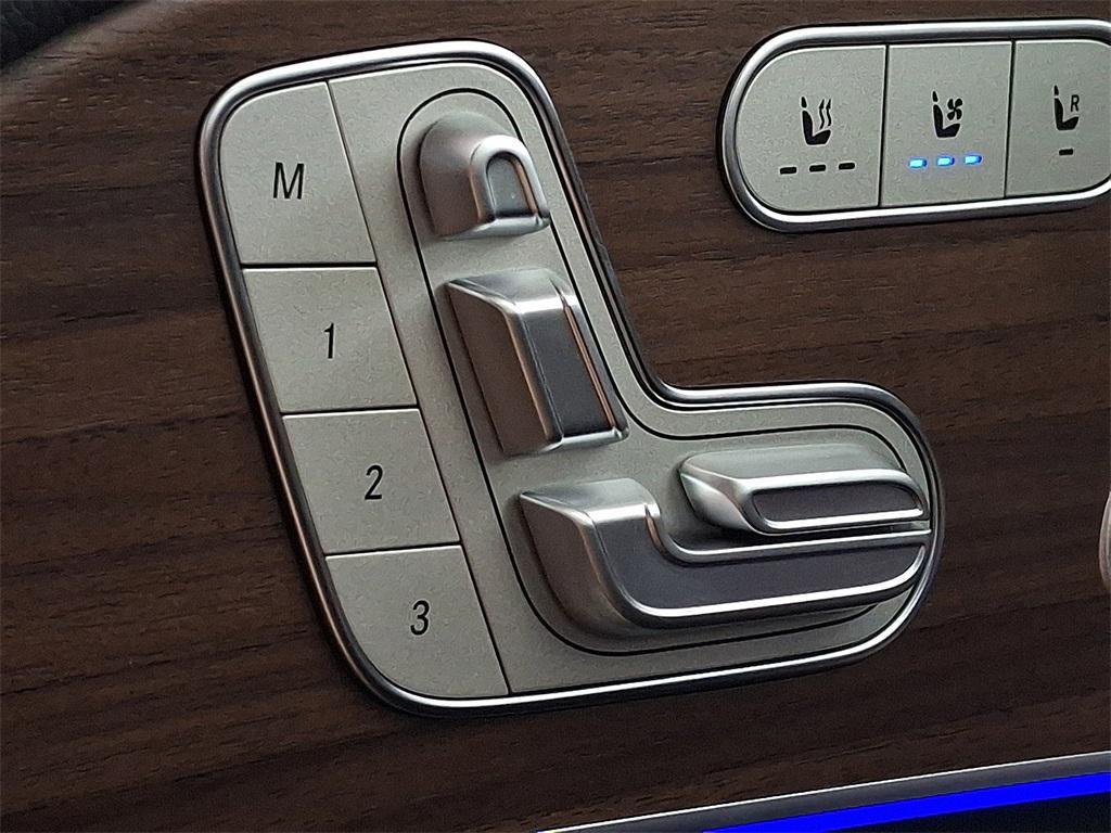 new 2025 Mercedes-Benz GLS 450 car, priced at $97,165