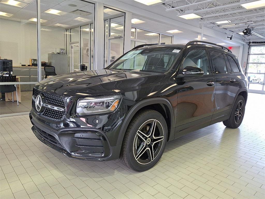 new 2026 Mercedes-Benz GLB 250 car, priced at $55,610