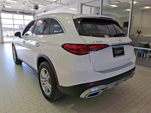 new 2025 Mercedes-Benz GLC 300 car, priced at $59,375