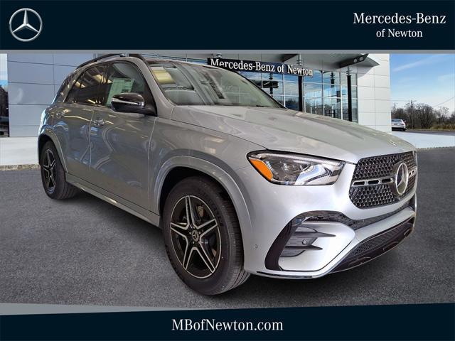 new 2025 Mercedes-Benz GLE 450 car, priced at $82,835