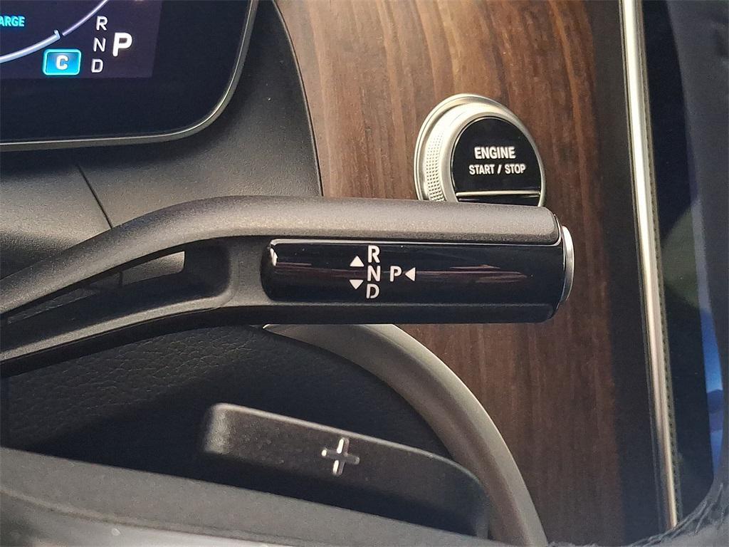 new 2025 Mercedes-Benz GLC 300 car, priced at $54,185