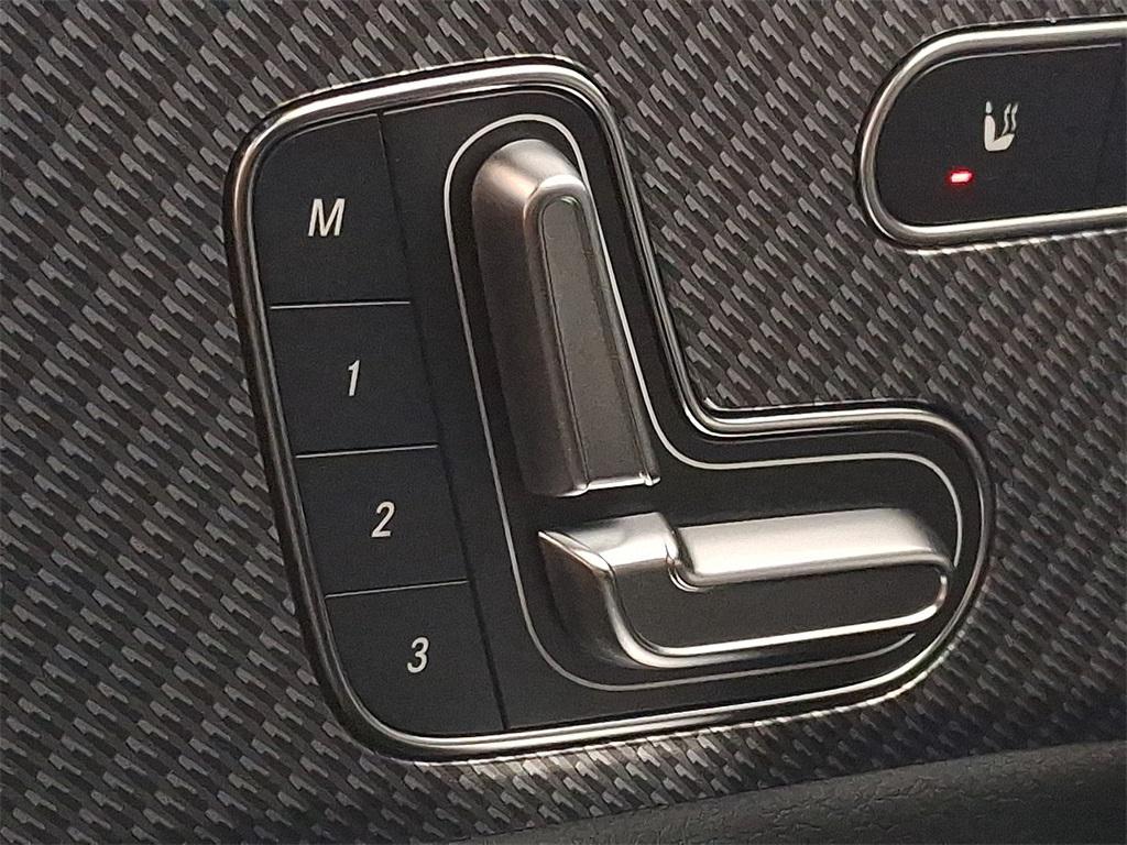 new 2025 Mercedes-Benz CLA 250 car, priced at $48,895