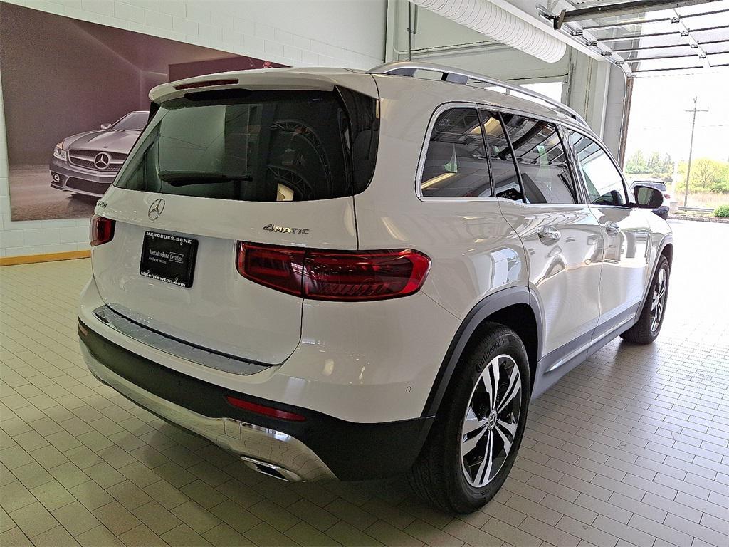 used 2025 Mercedes-Benz GLB 250 car, priced at $45,299