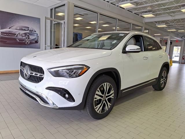 new 2025 Mercedes-Benz GLA 250 car, priced at $47,295