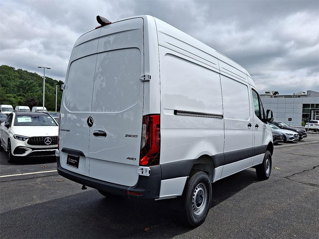 new 2025 Mercedes-Benz Sprinter 2500 car, priced at $75,151