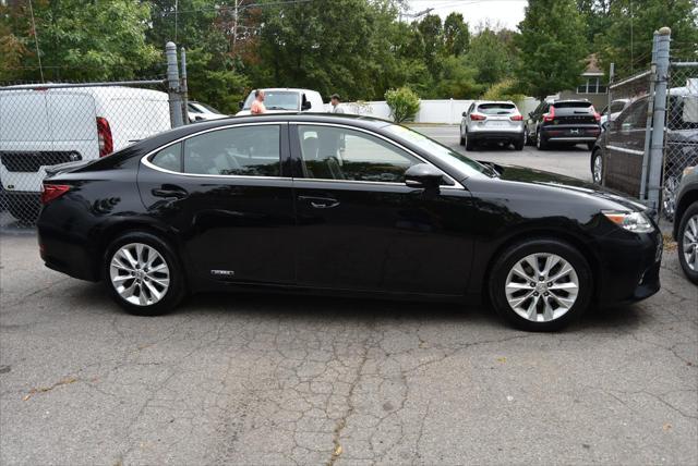 used 2013 Lexus ES 300h car, priced at $17,795