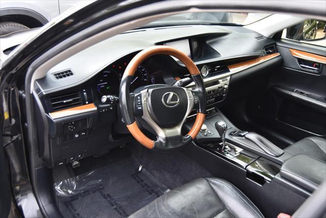 used 2013 Lexus ES 300h car, priced at $17,795