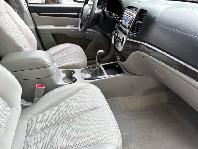 used 2007 Hyundai Santa Fe car, priced at $7,995