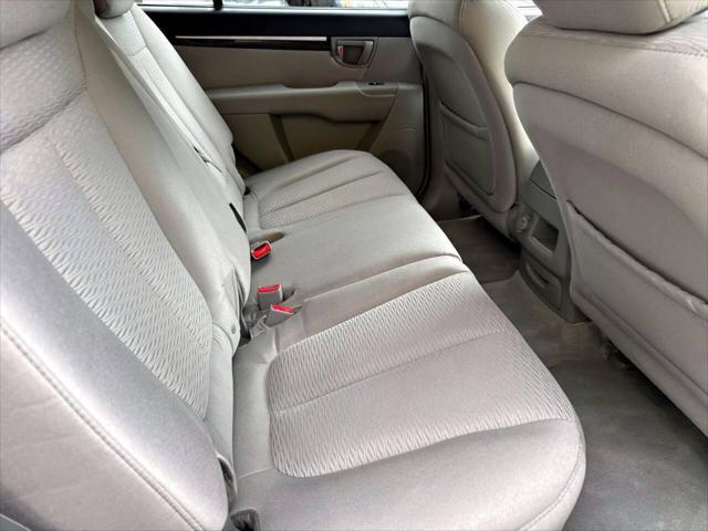 used 2007 Hyundai Santa Fe car, priced at $7,995