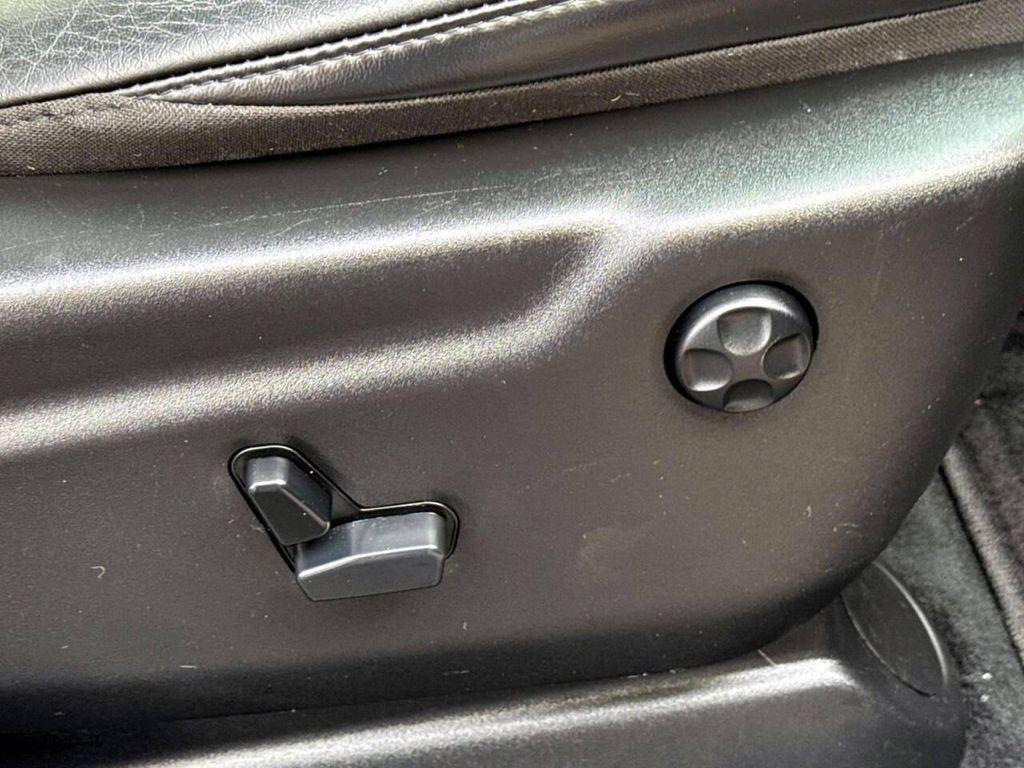 used 2013 Jeep Grand Cherokee car, priced at $10,995