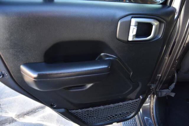 used 2019 Jeep Wrangler Unlimited car, priced at $21,495