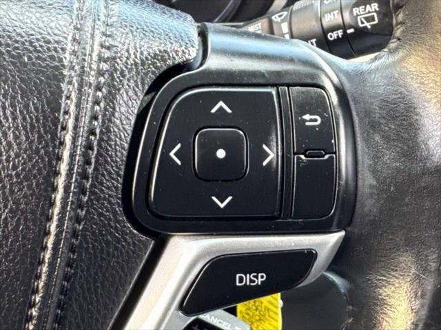 used 2015 Toyota Highlander car, priced at $17,995