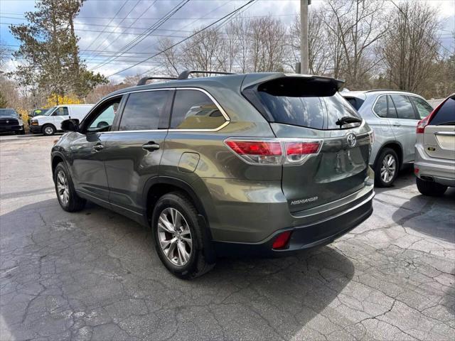 used 2015 Toyota Highlander car, priced at $17,995