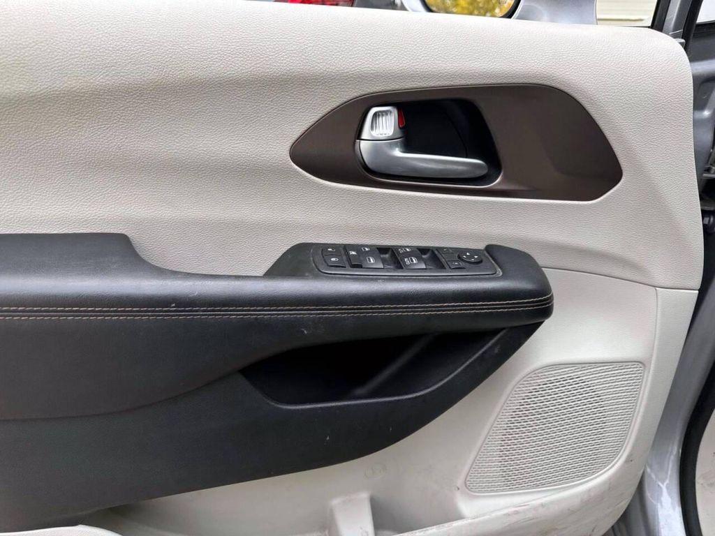used 2018 Chrysler Pacifica car, priced at $13,495