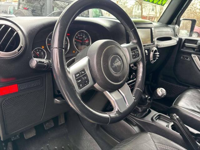 used 2015 Jeep Wrangler Unlimited car, priced at $19,995