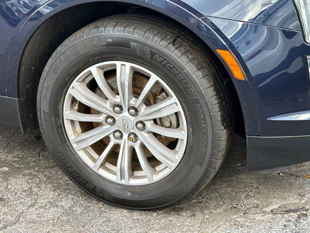 used 2017 Cadillac XT5 car, priced at $18,995