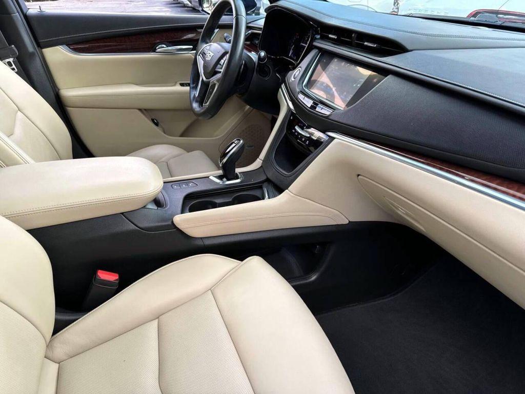 used 2017 Cadillac XT5 car, priced at $18,995