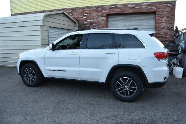 used 2017 Jeep Grand Cherokee car, priced at $16,995