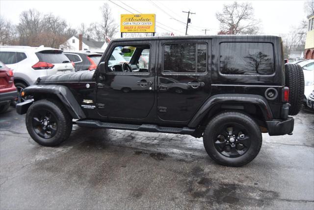 used 2015 Jeep Wrangler Unlimited car, priced at $16,995