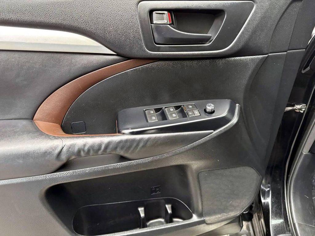 used 2015 Toyota Highlander car, priced at $15,995