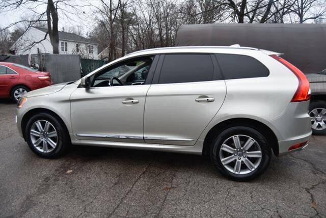 used 2017 Volvo XC60 car, priced at $13,995