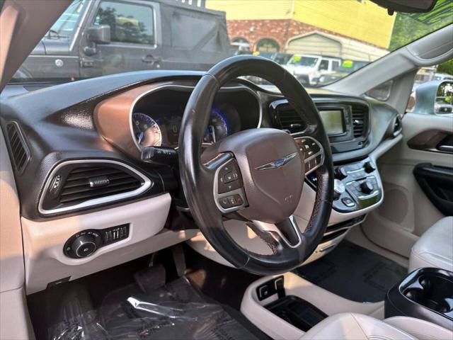 used 2017 Chrysler Pacifica car, priced at $14,995