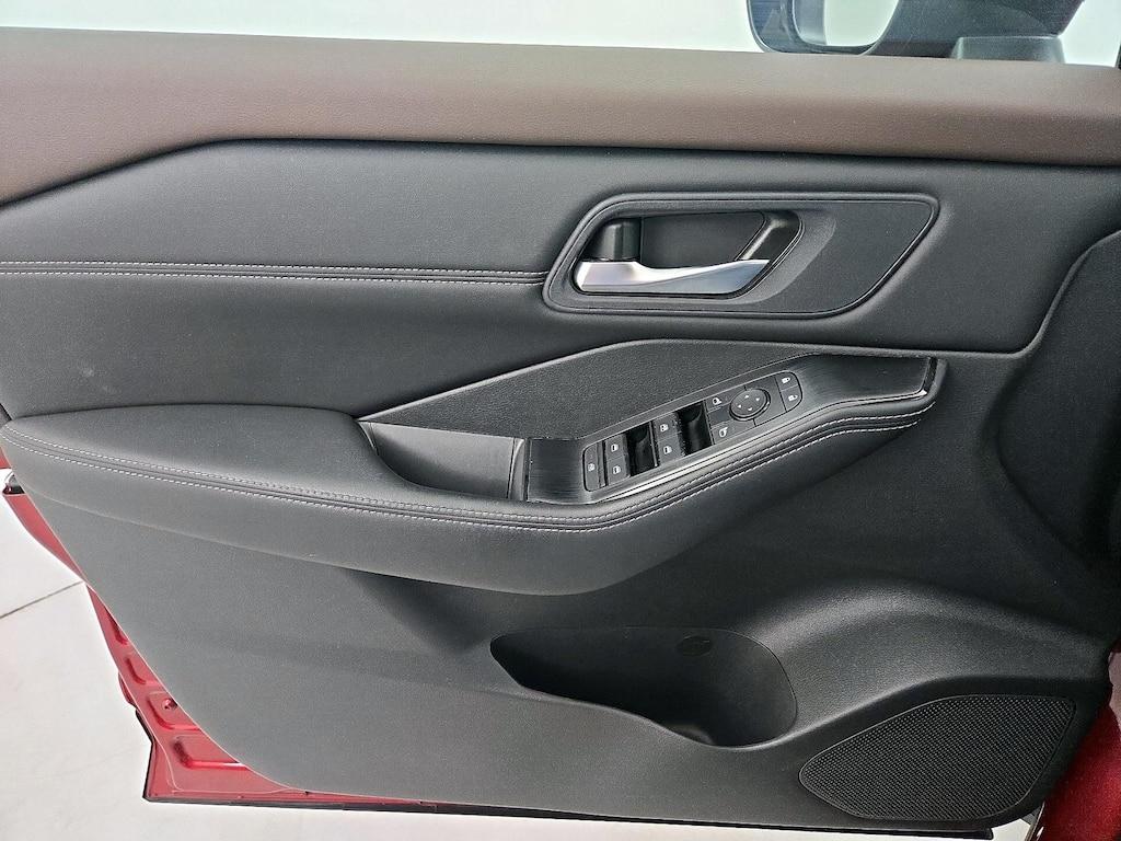 used 2023 Nissan Rogue car, priced at $25,998