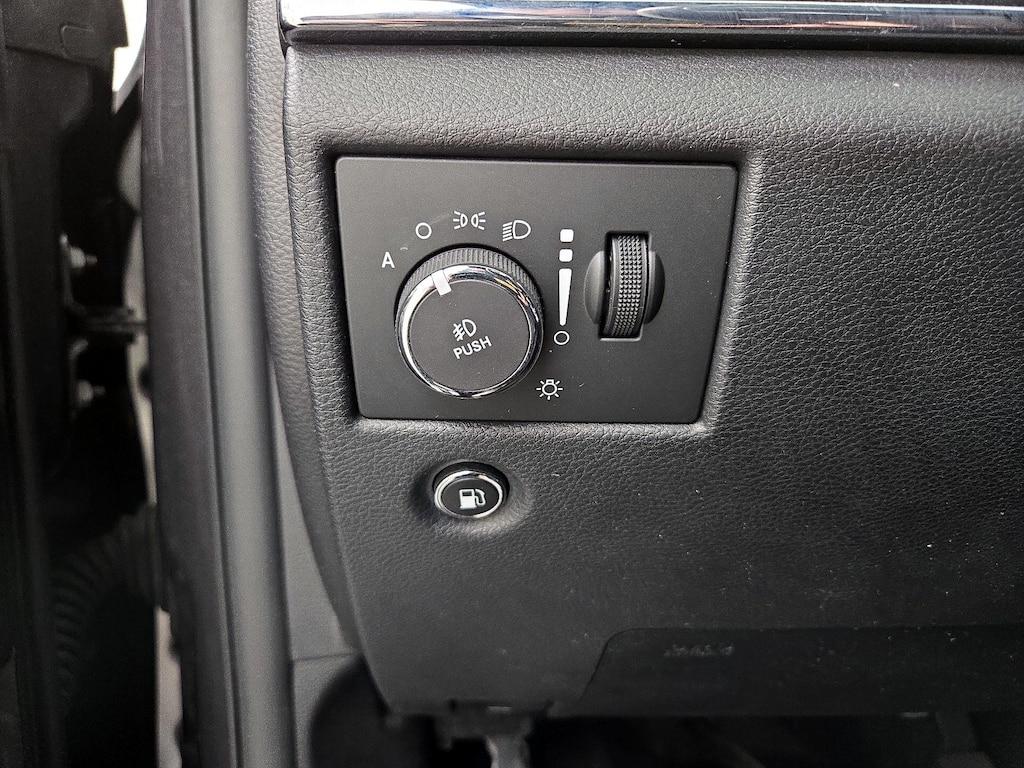 used 2016 Jeep Grand Cherokee car, priced at $20,998