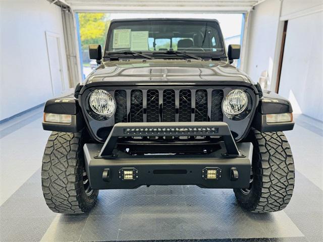 used 2022 Jeep Gladiator car, priced at $34,118