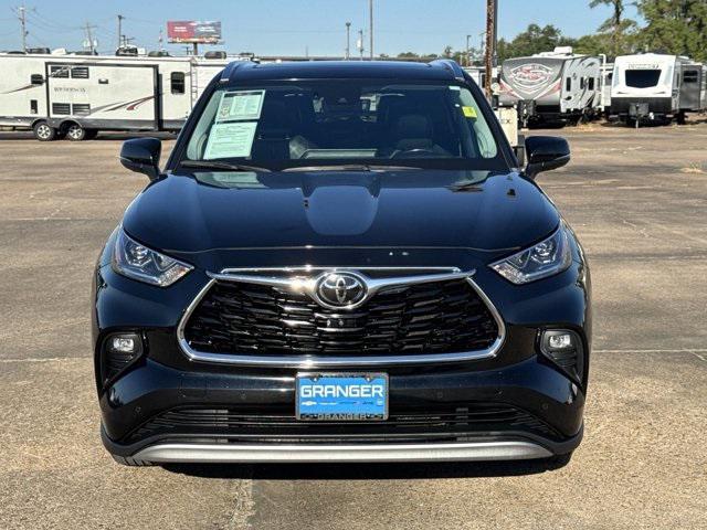 used 2020 Toyota Highlander car, priced at $33,800