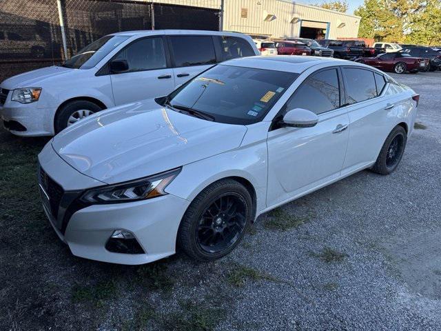 used 2022 Nissan Altima car, priced at $21,950