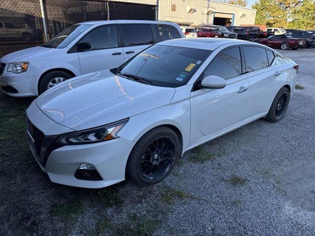 used 2022 Nissan Altima car, priced at $21,950