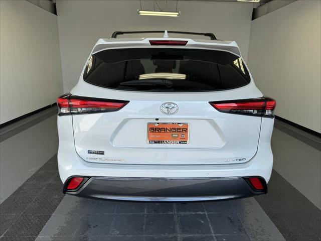 used 2023 Toyota Highlander car, priced at $41,560