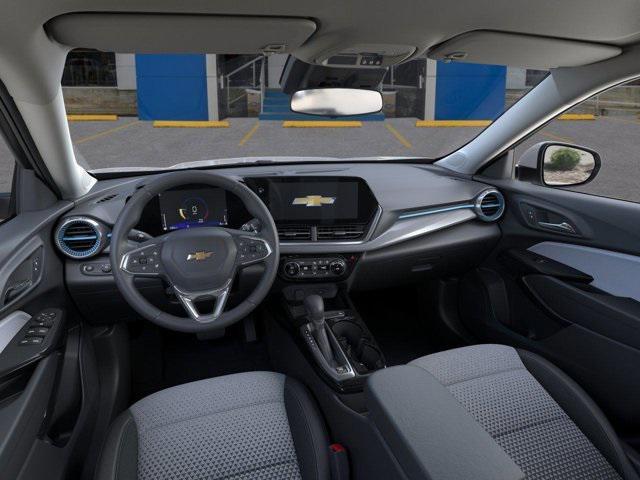 new 2025 Chevrolet Trax car, priced at $25,330