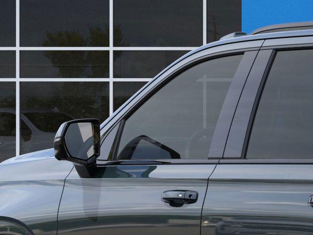new 2025 Chevrolet Suburban car