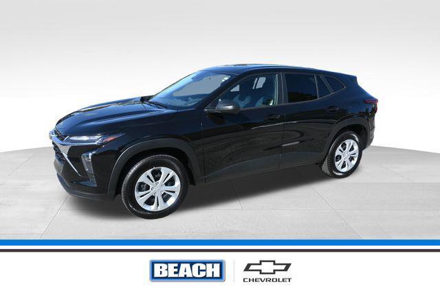 used 2025 Chevrolet Trax car, priced at $22,619