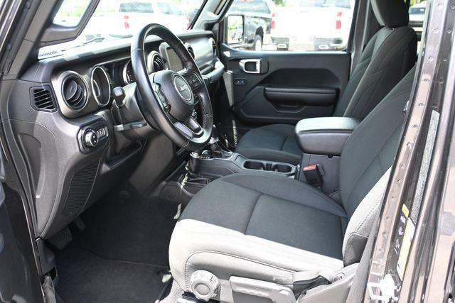 used 2021 Jeep Gladiator car, priced at $31,927