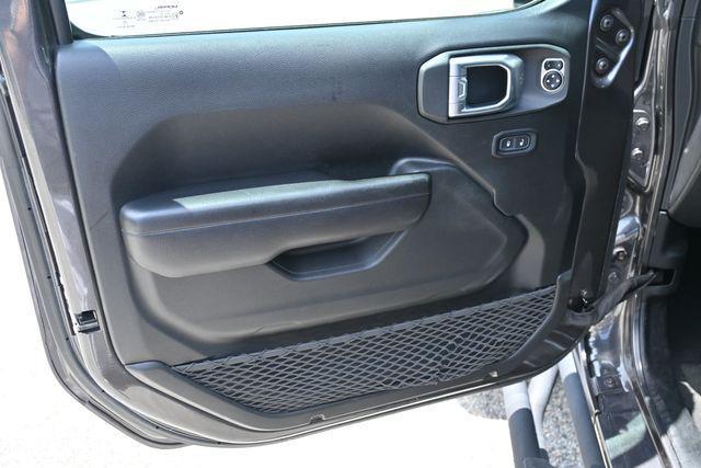used 2021 Jeep Gladiator car, priced at $31,927