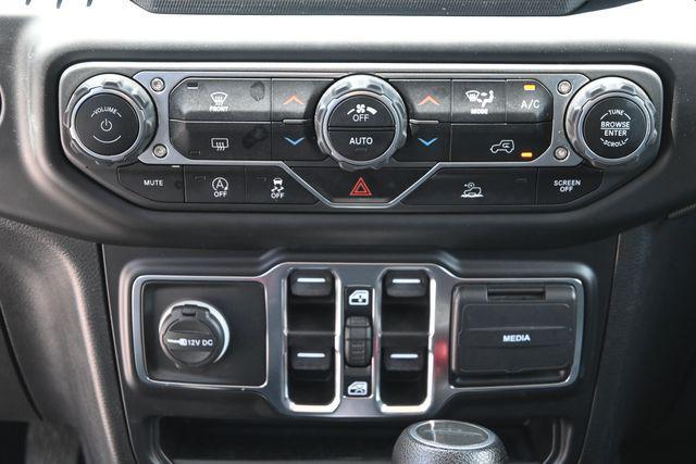 used 2021 Jeep Gladiator car, priced at $31,927