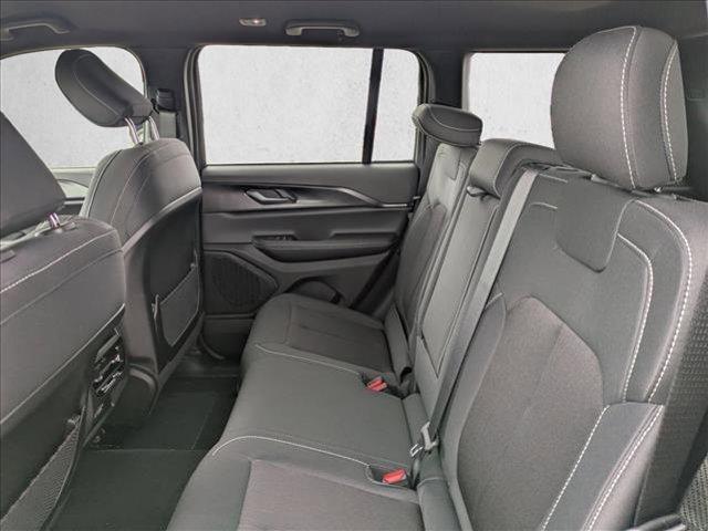 new 2025 Jeep Grand Cherokee car, priced at $32,897